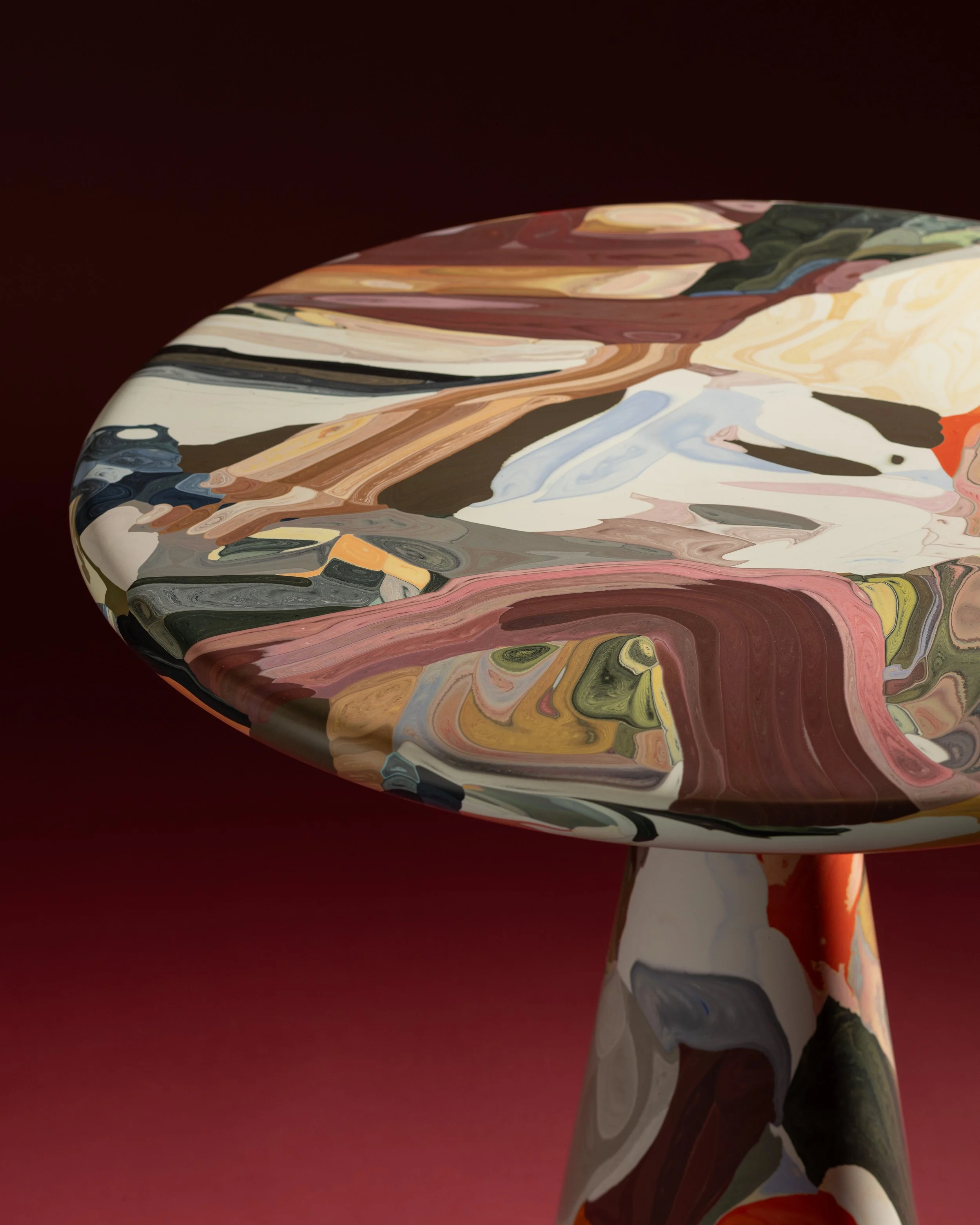 kooij-meltingpot-table-round-2p-2.jpg