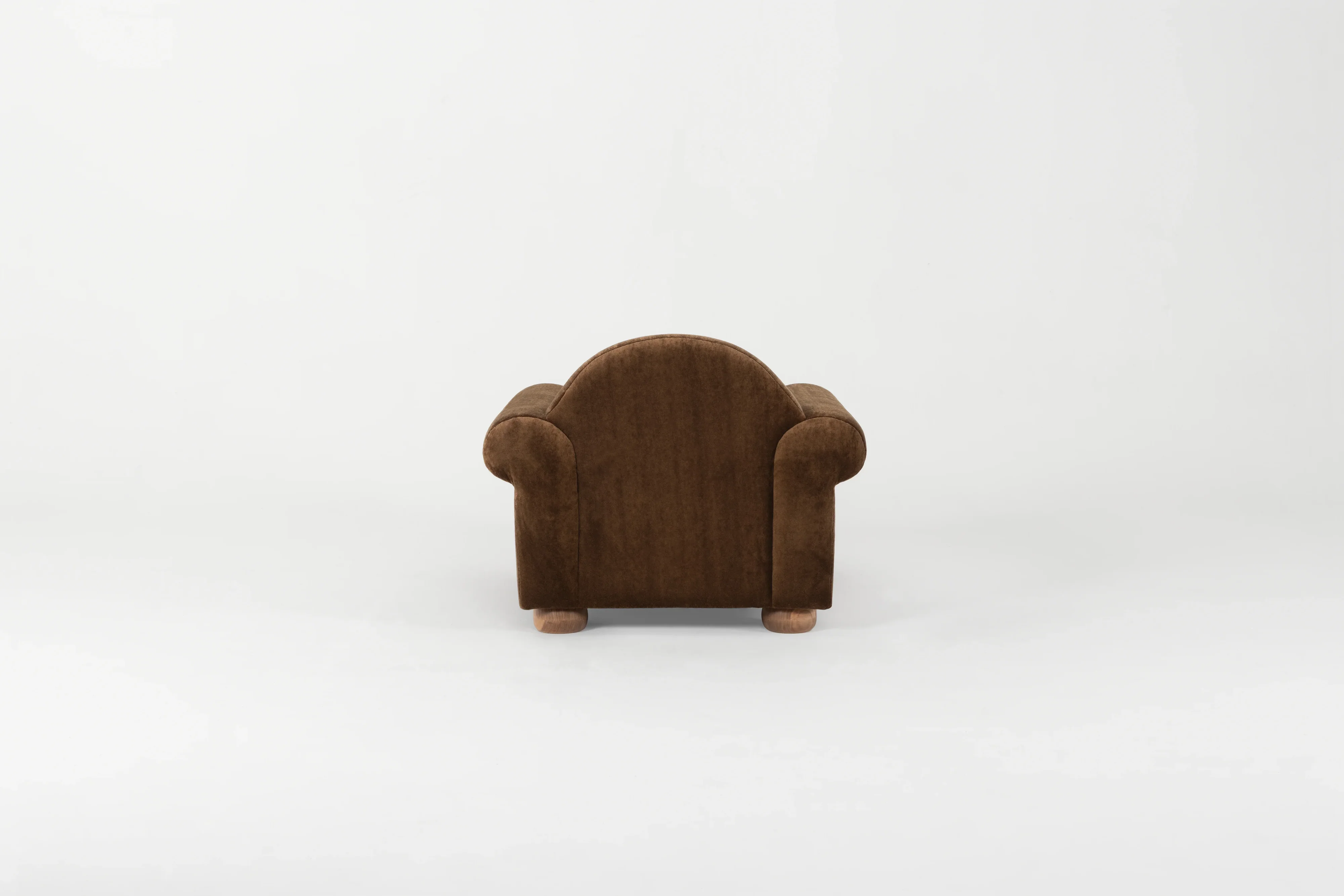 Saint Germain Armchair 3.png
