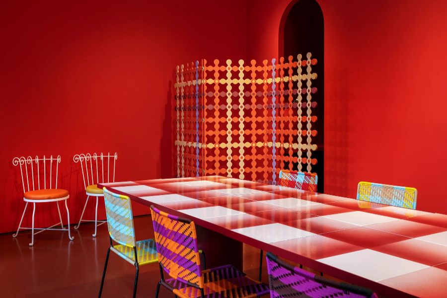 back.india-mahdavi (8).png