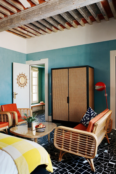 back.india-mahdavi (2).png