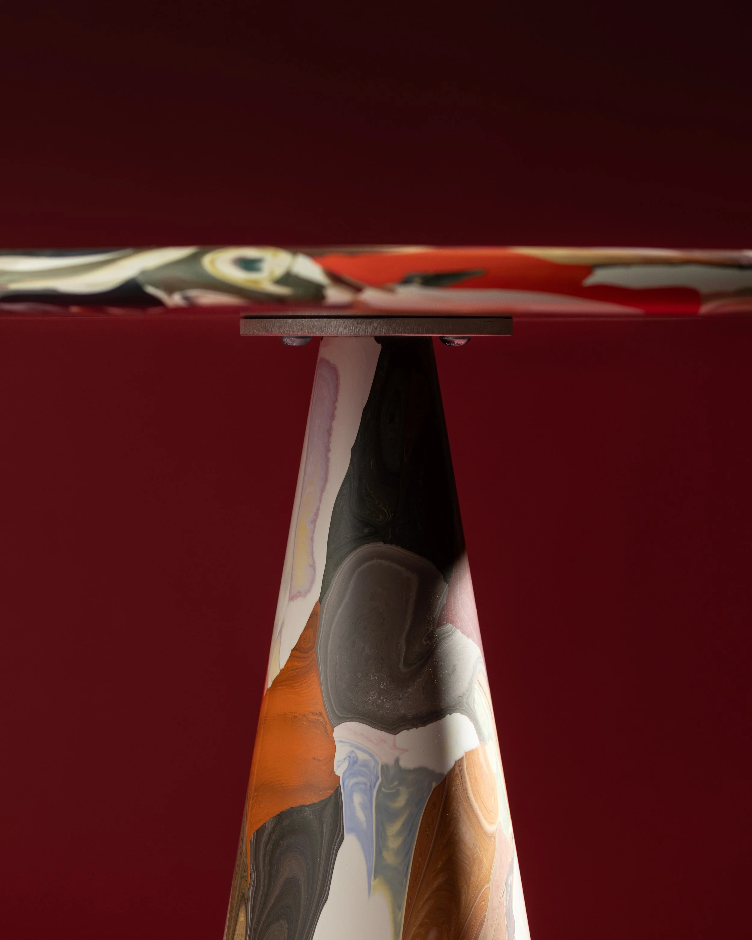 kooij-meltingpot-table-round-2p-4.jpg