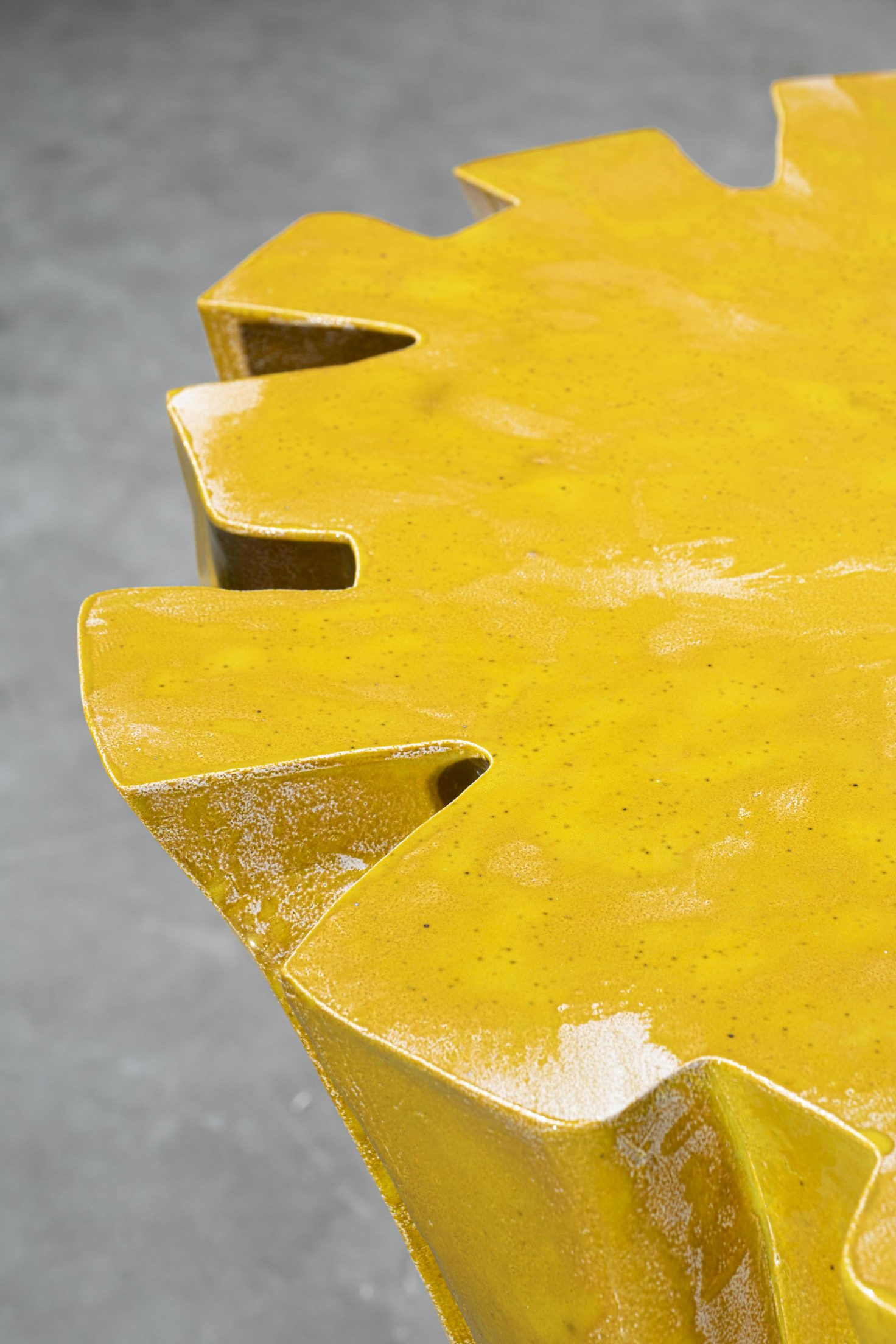 Wonky_Eighty_Citrine_L60-Detail-3.png
