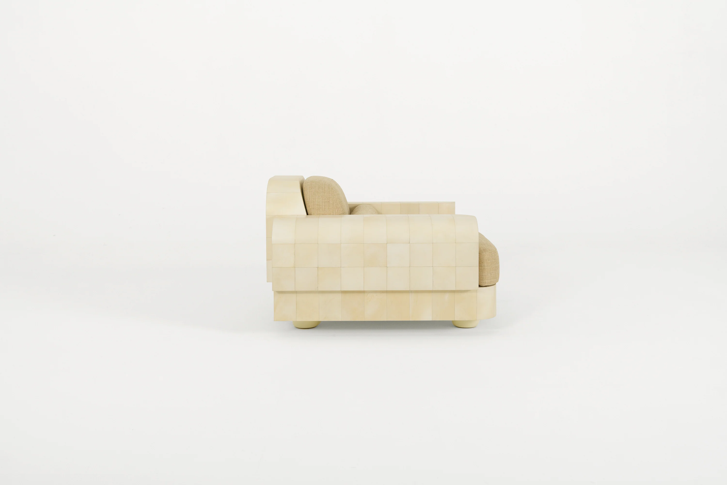 Parchment Smoking Chair 3.png