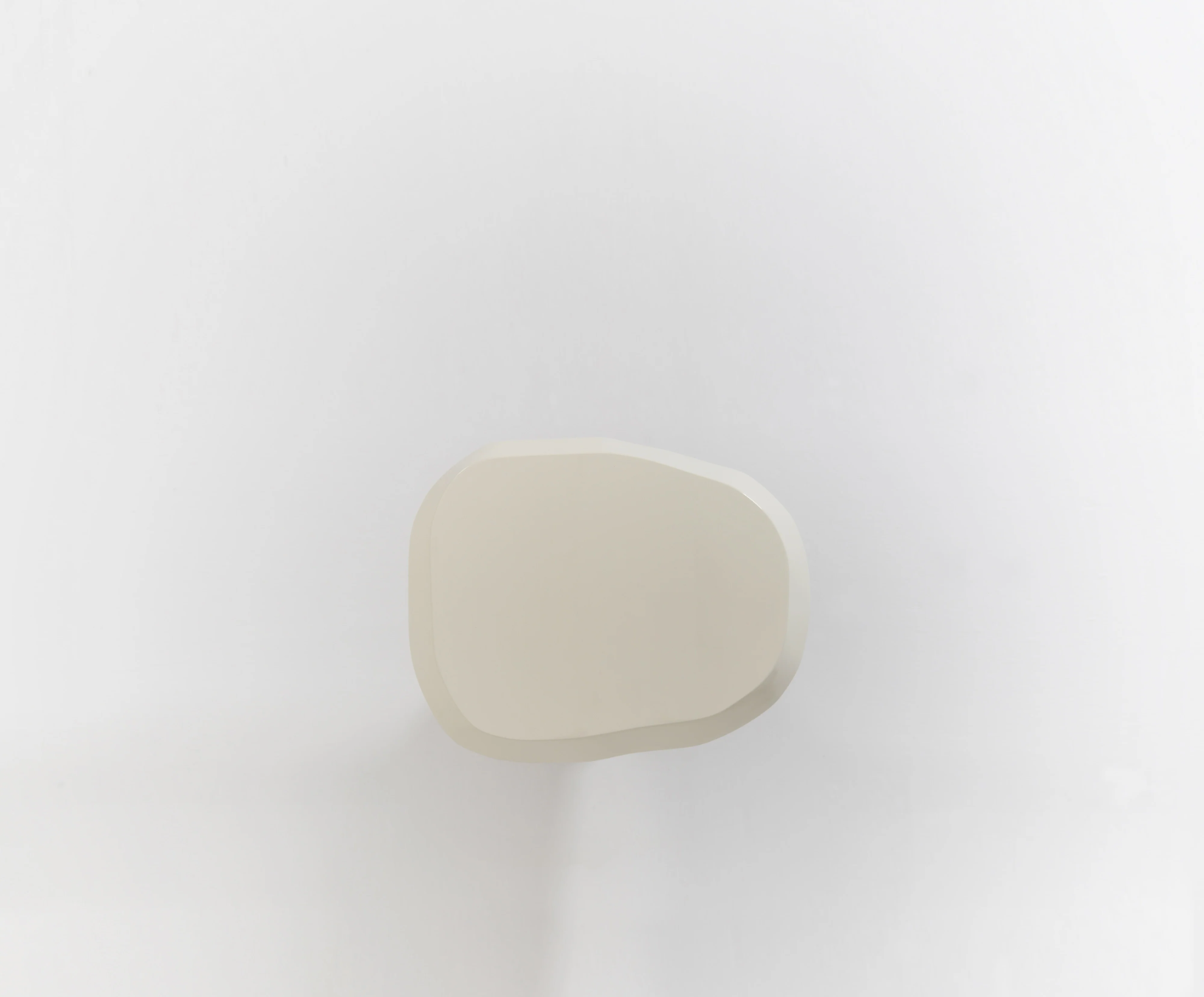 Geridon Galet Side Table 2.png