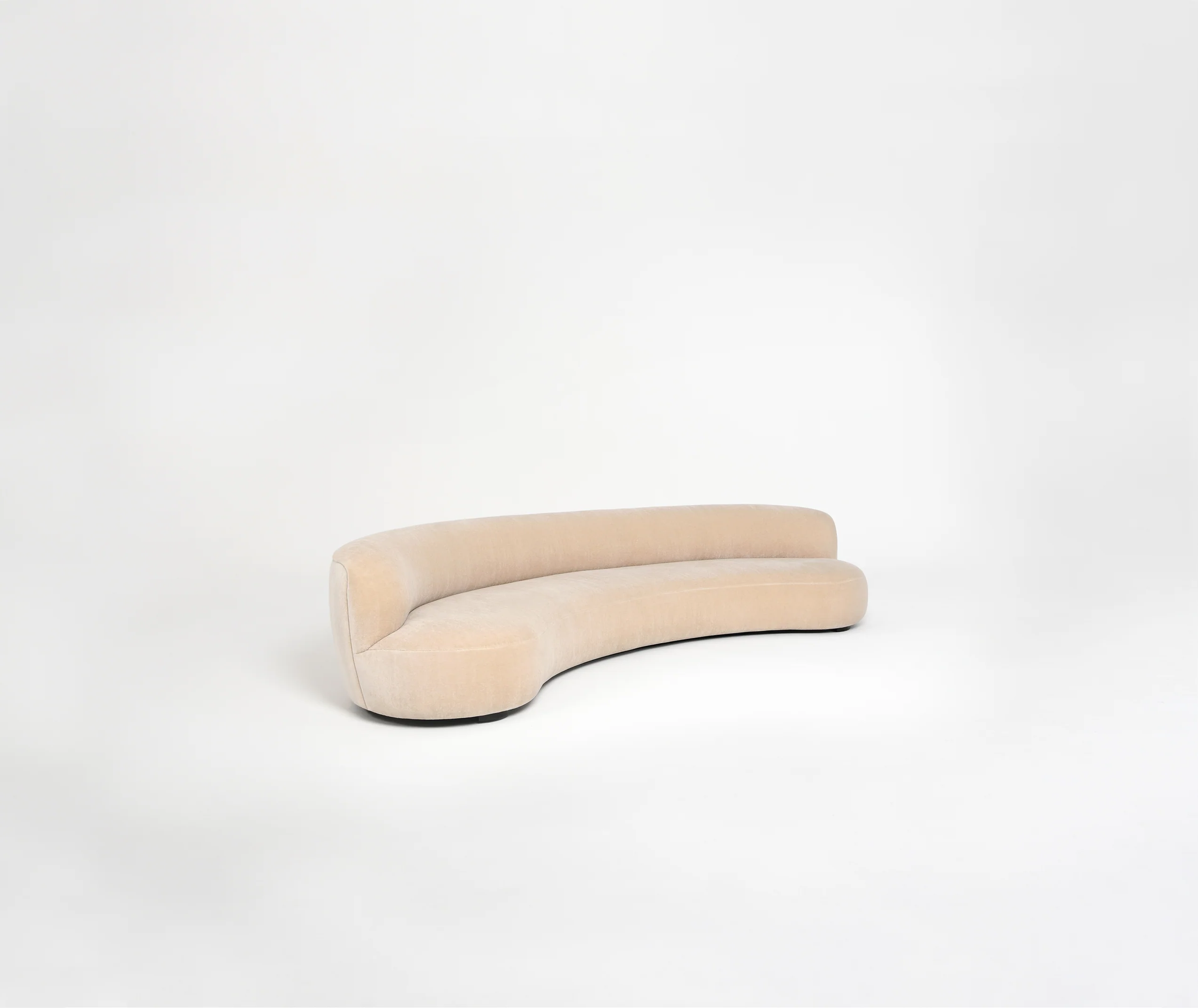 Sofa 370.png