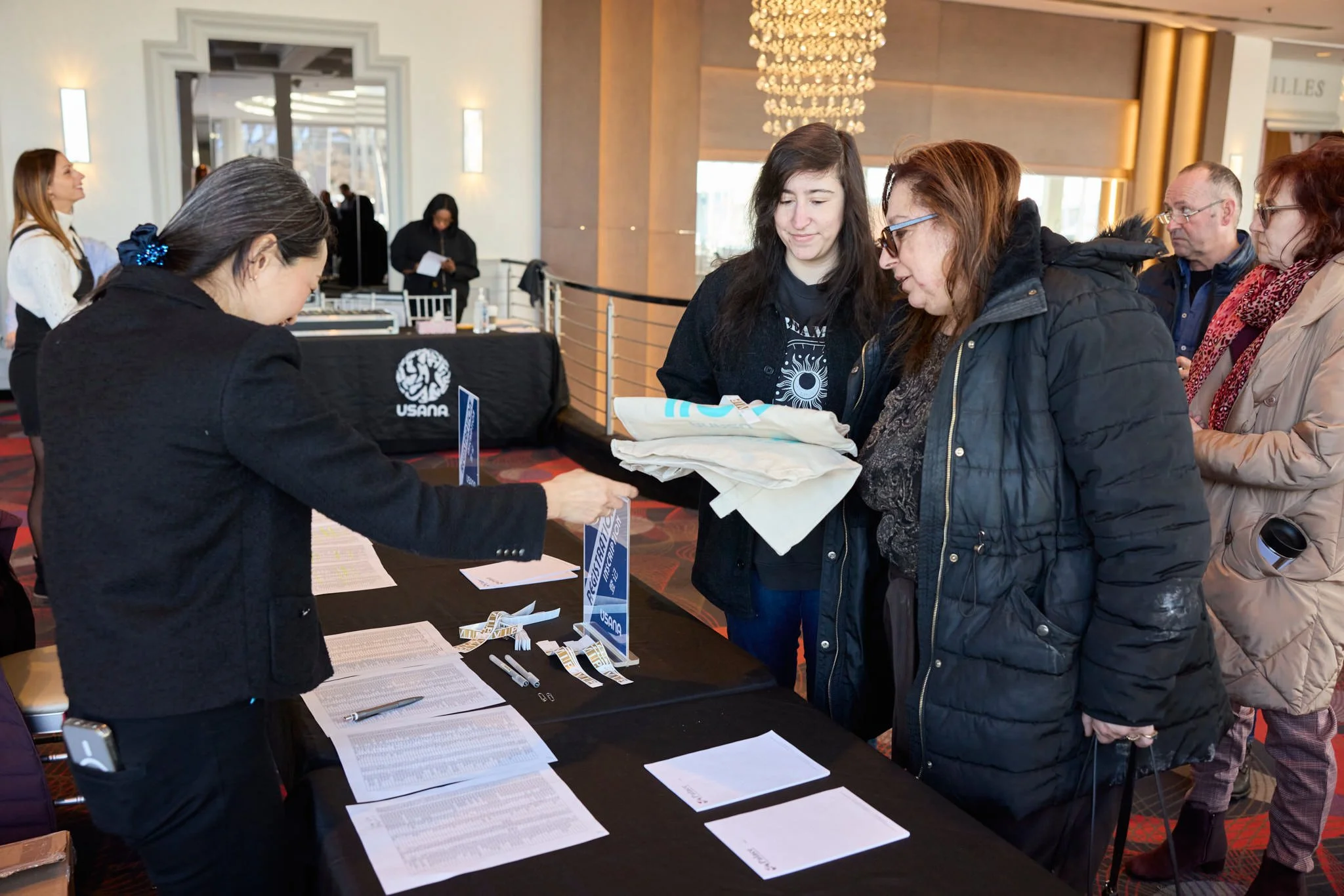 Montreal Event Photography Usana 2024-012.jpg