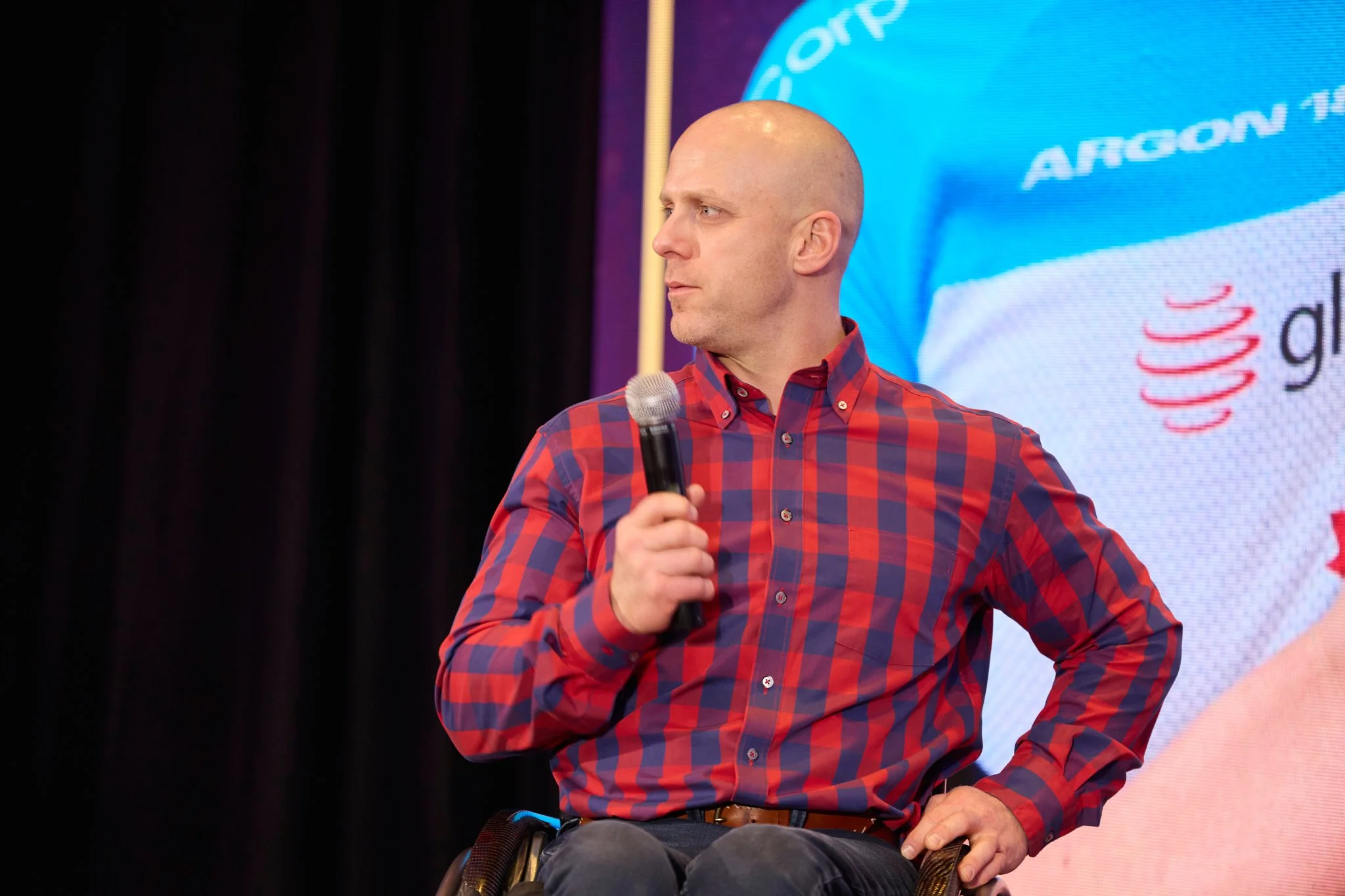 Montreal Event Photography Usana 2024-122.jpg