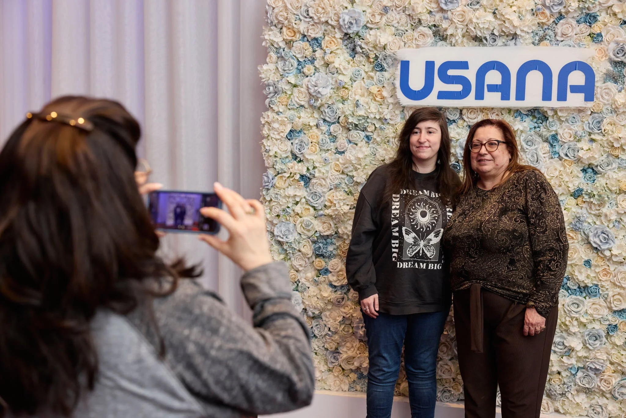 Montreal Event Photography Usana 2024-184.jpg