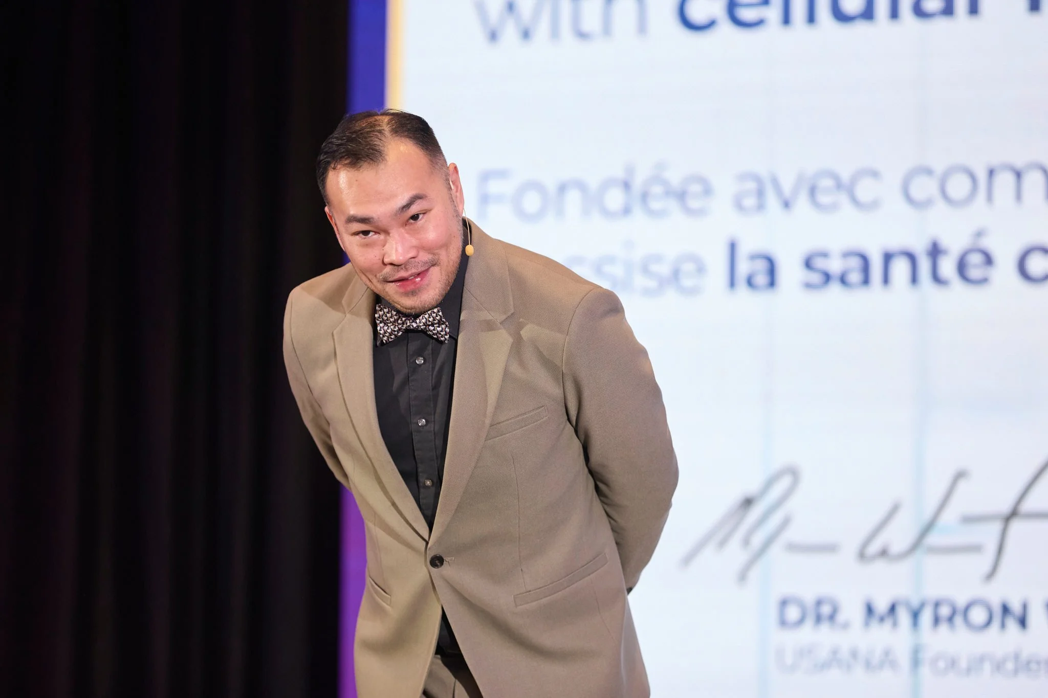Montreal Event Photography Usana 2024-112.jpg