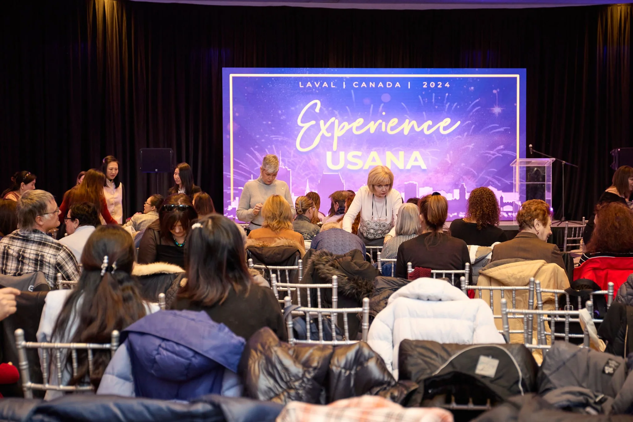 Montreal Event Photography Usana 2024-049.jpg