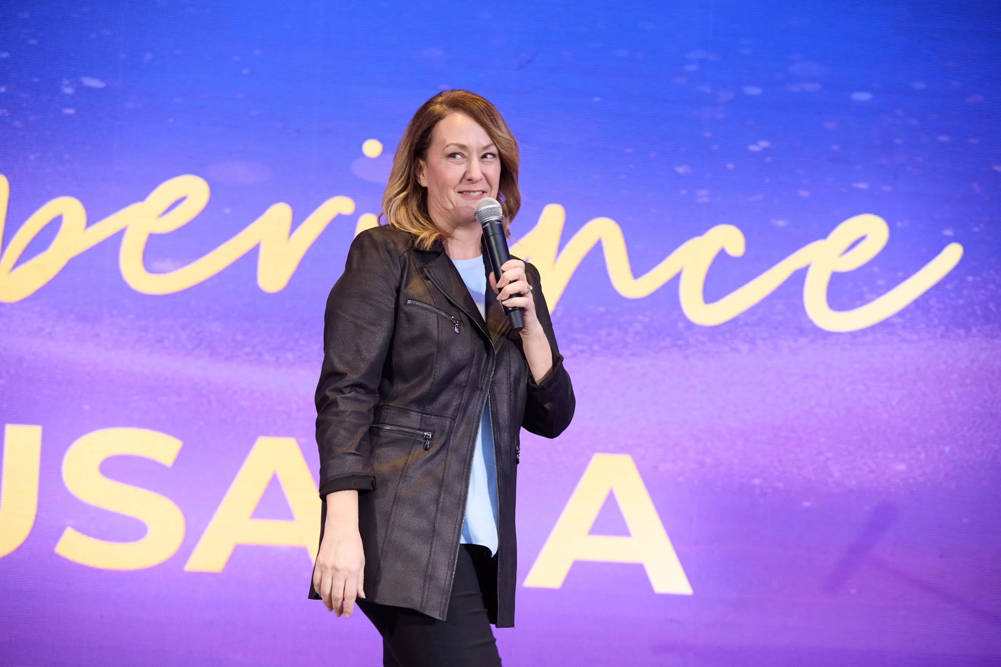 Montreal Event Photography Usana 2024-099.jpg