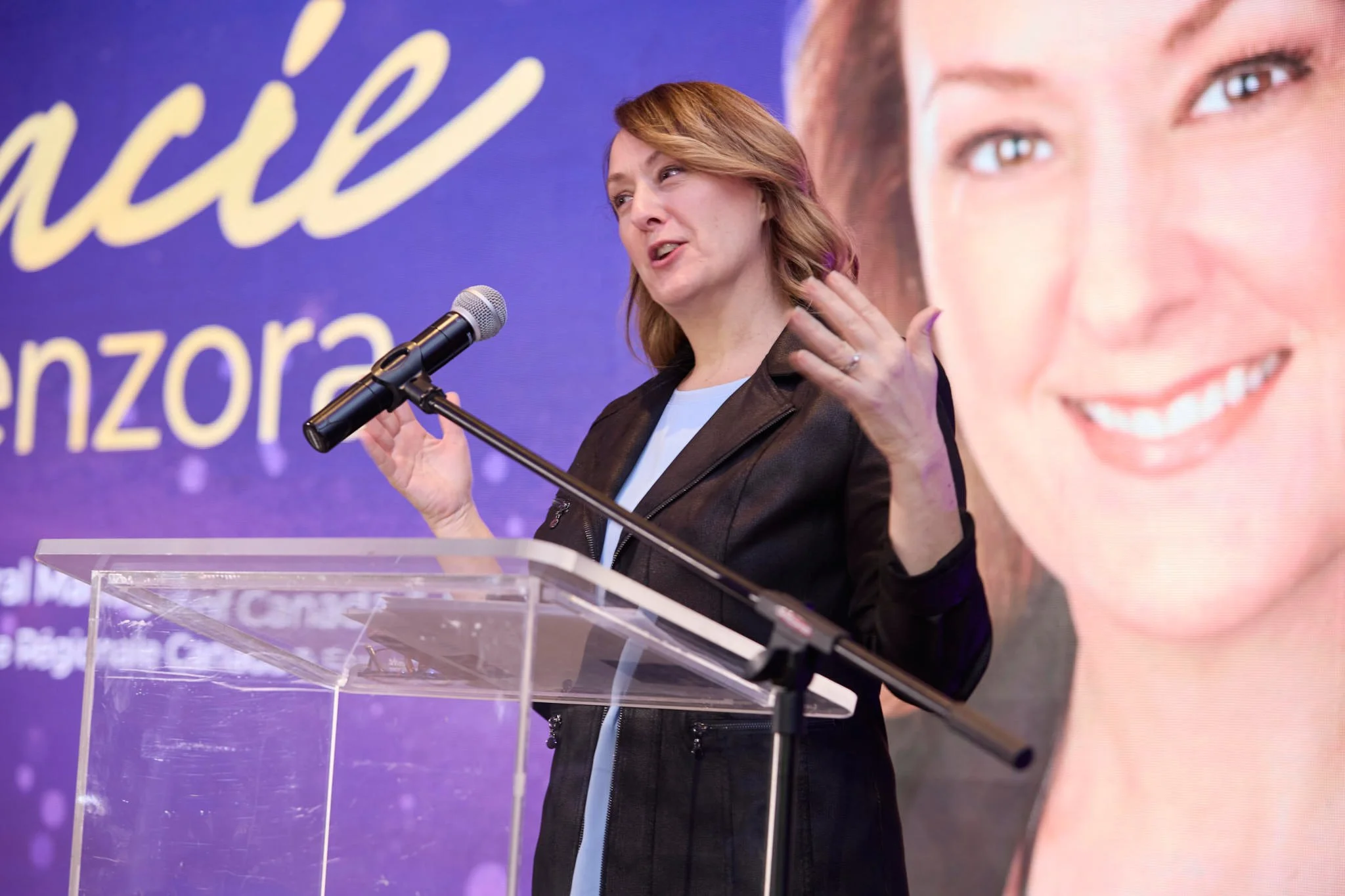 Montreal Event Photography Usana 2024-075.jpg