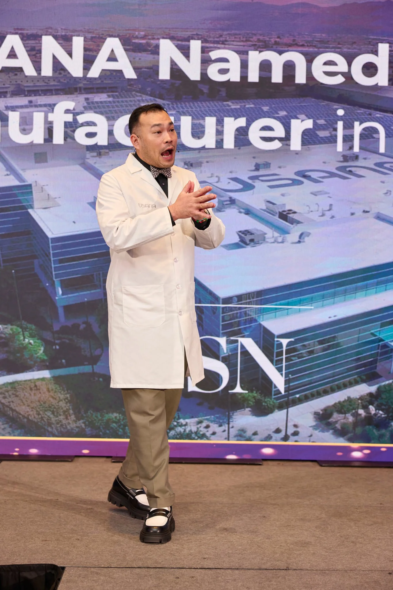 Montreal Event Photography Usana 2024-232.jpg