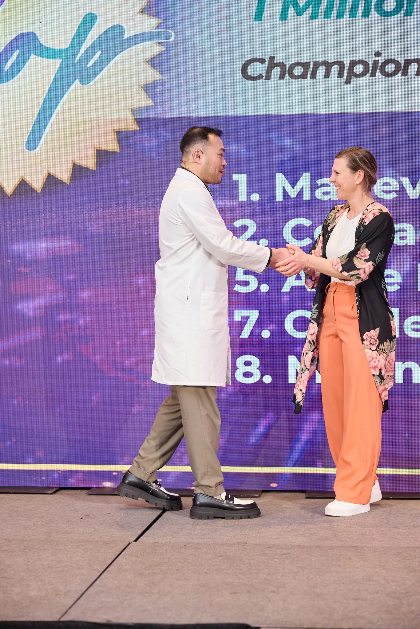 Montreal Event Photography Usana 2024-228.jpg