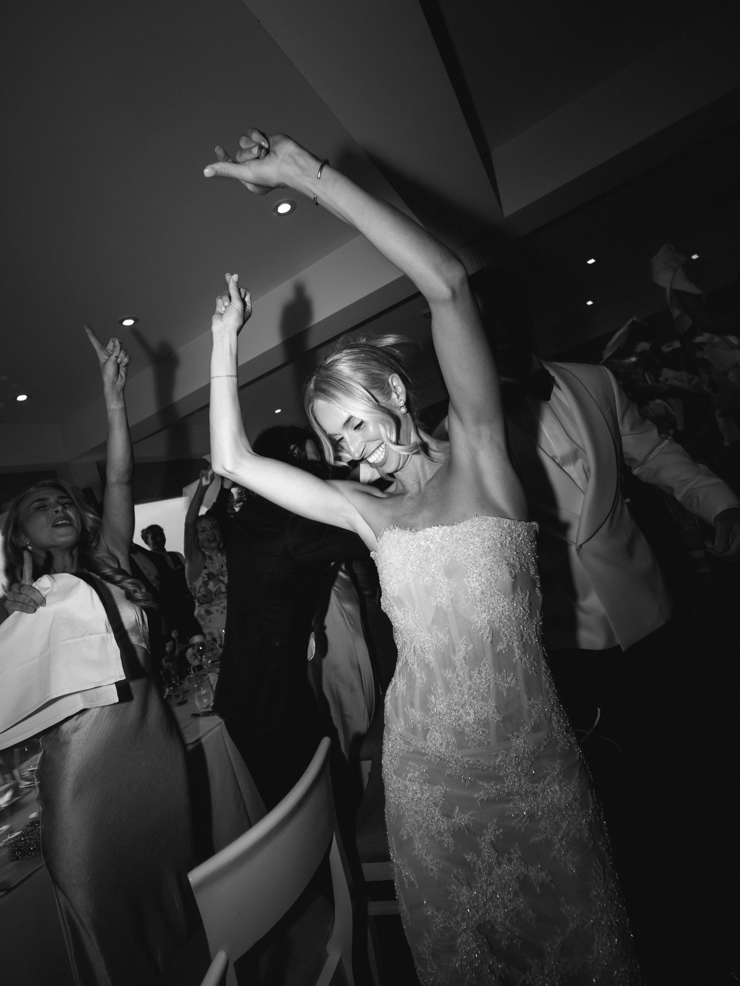 A Palm Beach summer soir&eacute;e with Josie &amp; Haynes late last year #jasoncorrotophoto 

Venue @jonahsweddings 
Video @feelinghousefilms 
Celebrant @claire.belford.celebrant 
Dress @kate_willa 
Stylist @styles.with.ellie 
Flowers @bloomerstudios