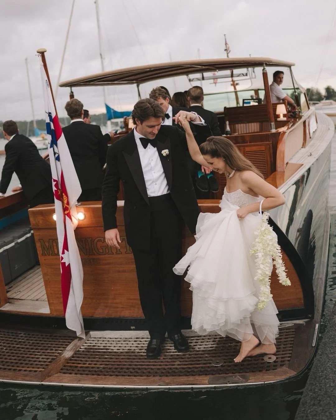 The Davidson&rsquo;s ❤️

A day full of emotion. Endless smiles, laughter and those happy tears. Such a joy to be a part of it all! 

@belinda_thecuratedlife_ 
@catalinarosebay 
@j.andreatta_ 
@sydneybridal_makeup 
@johbaileyofficial 
@matthew_maker 
