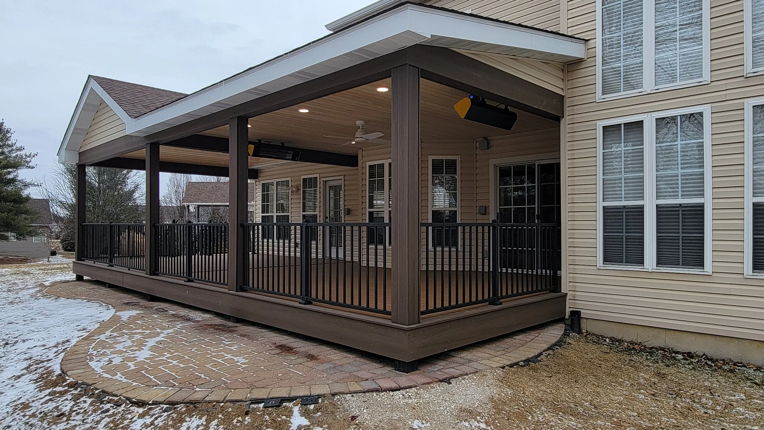 lake_st_louis_deck_4.jpg