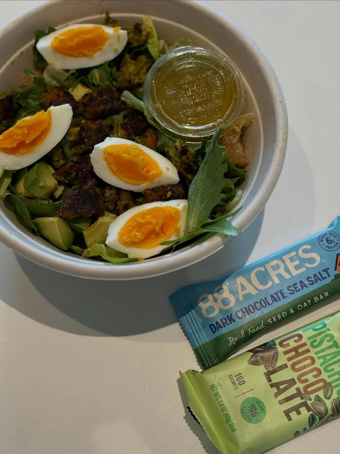 When it comes to being healthy, your best defense is a good offense! 

Having a healthy game plan in place is your best bet for sticking to your goals, even when life gets in the way.

What does this look like in practice? It means packing a nutritio