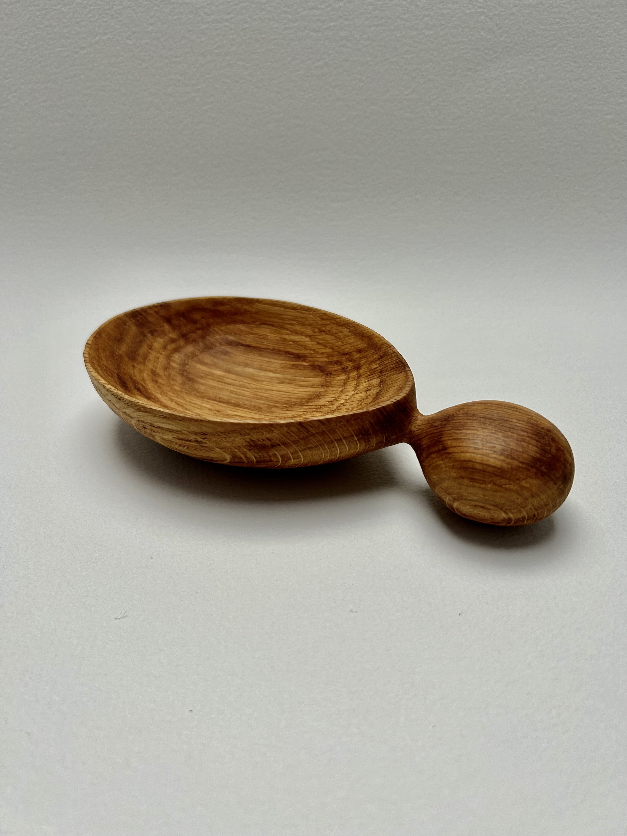 kate-birss-oak-wood-round-handled-scoop-5.jpeg
