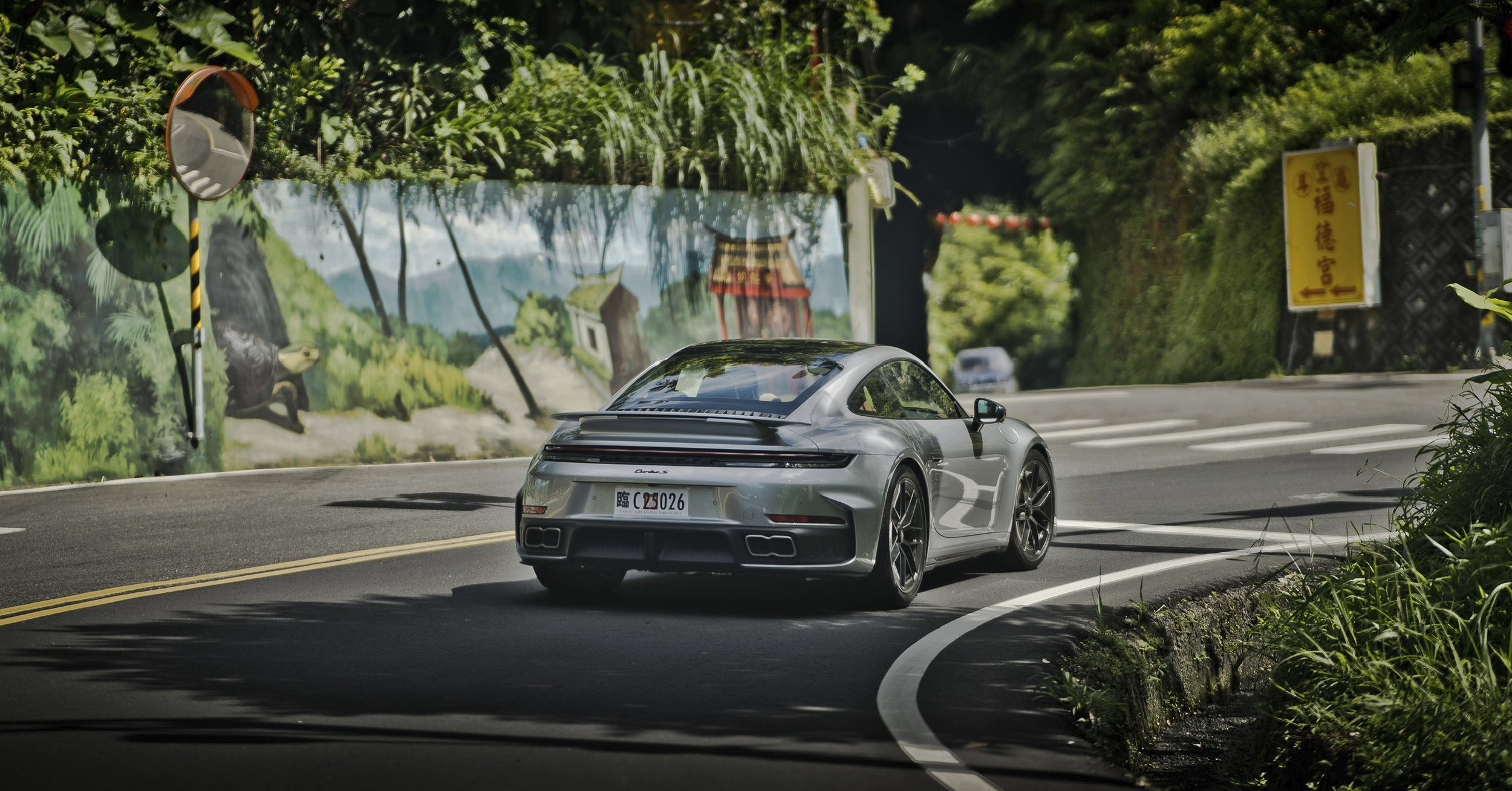 Vorlage_rechteck_992turbo2.jpg