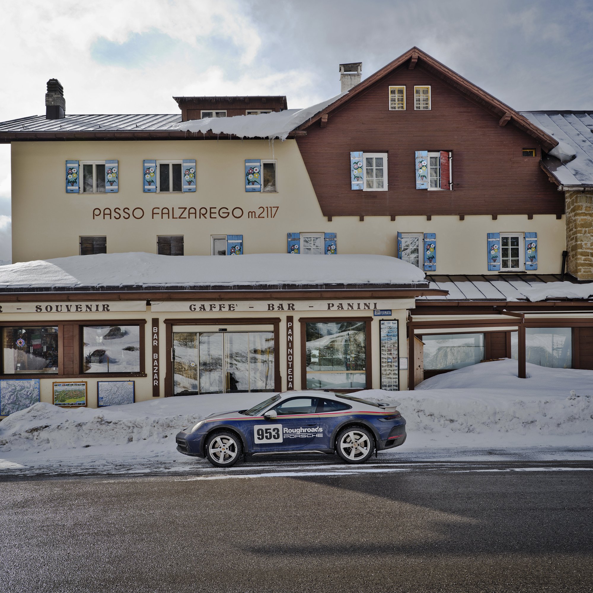 Porsche 992 Dakar Duperdolomiti