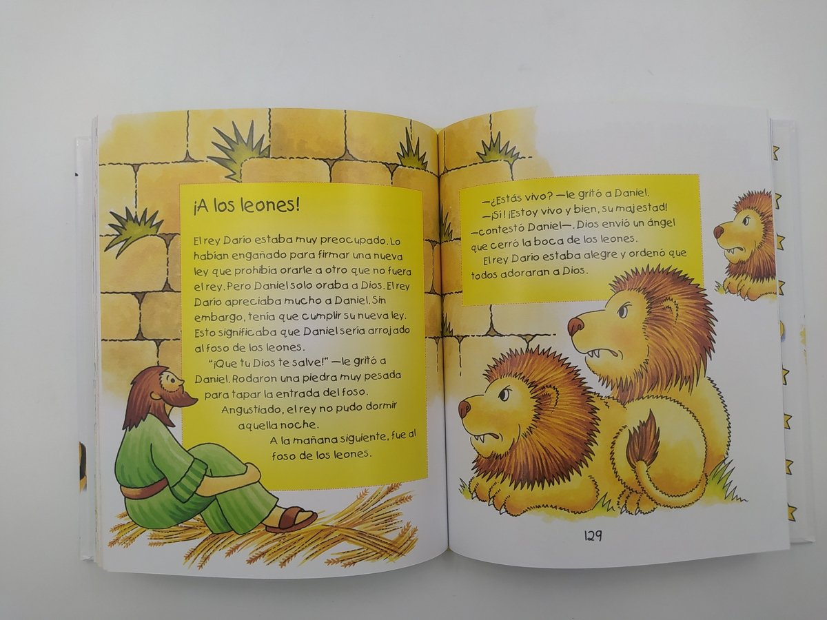 Vista abierta alternativa de Mi primera Biblia de Leena Lane