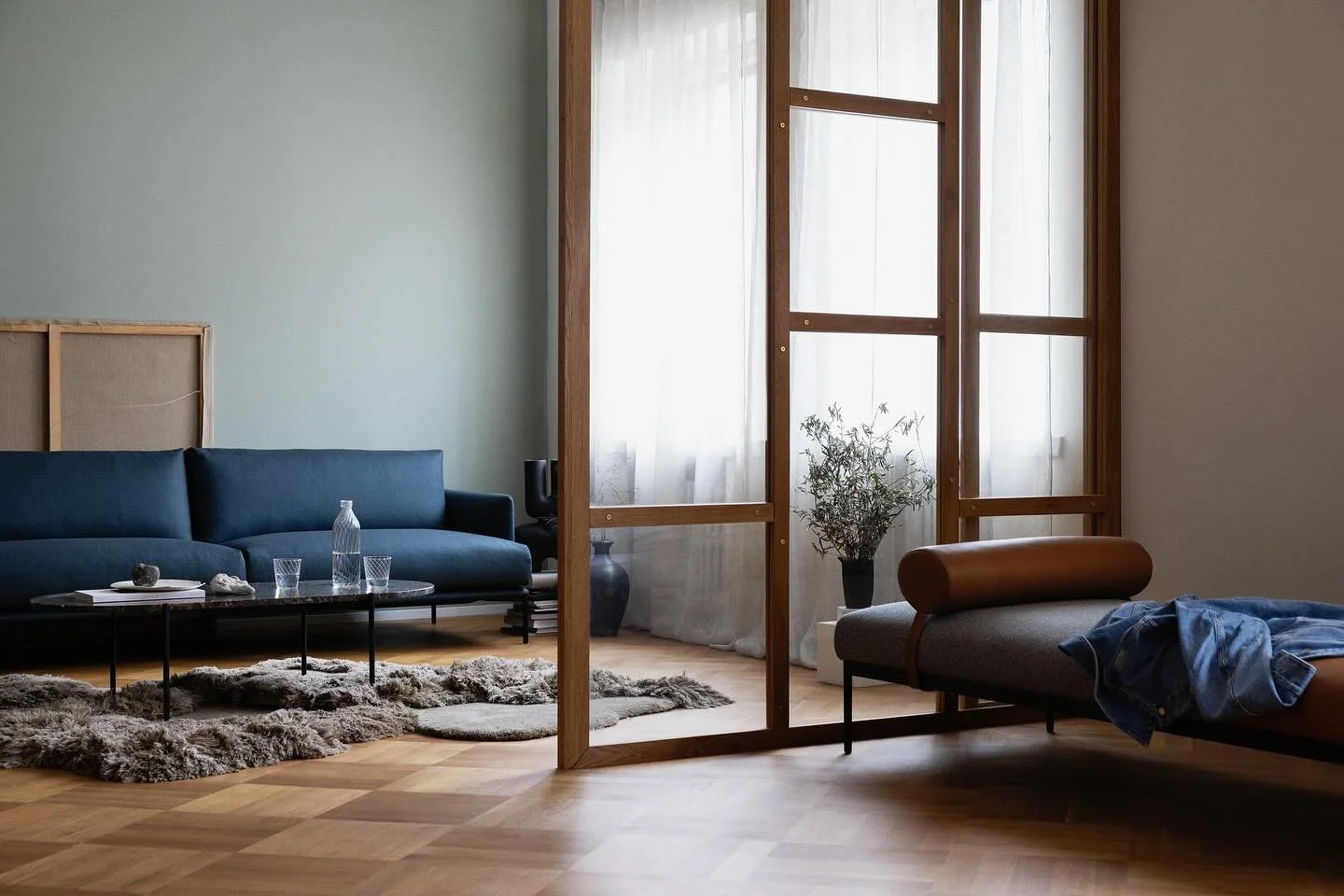 Furniture created for reason. Each Adea product is carefully considered. Sustainably produced. Each part, function and form carefully mated into something much more than a sum of its parts. Made to be experienced, not merely looked at. Sofa Baron des