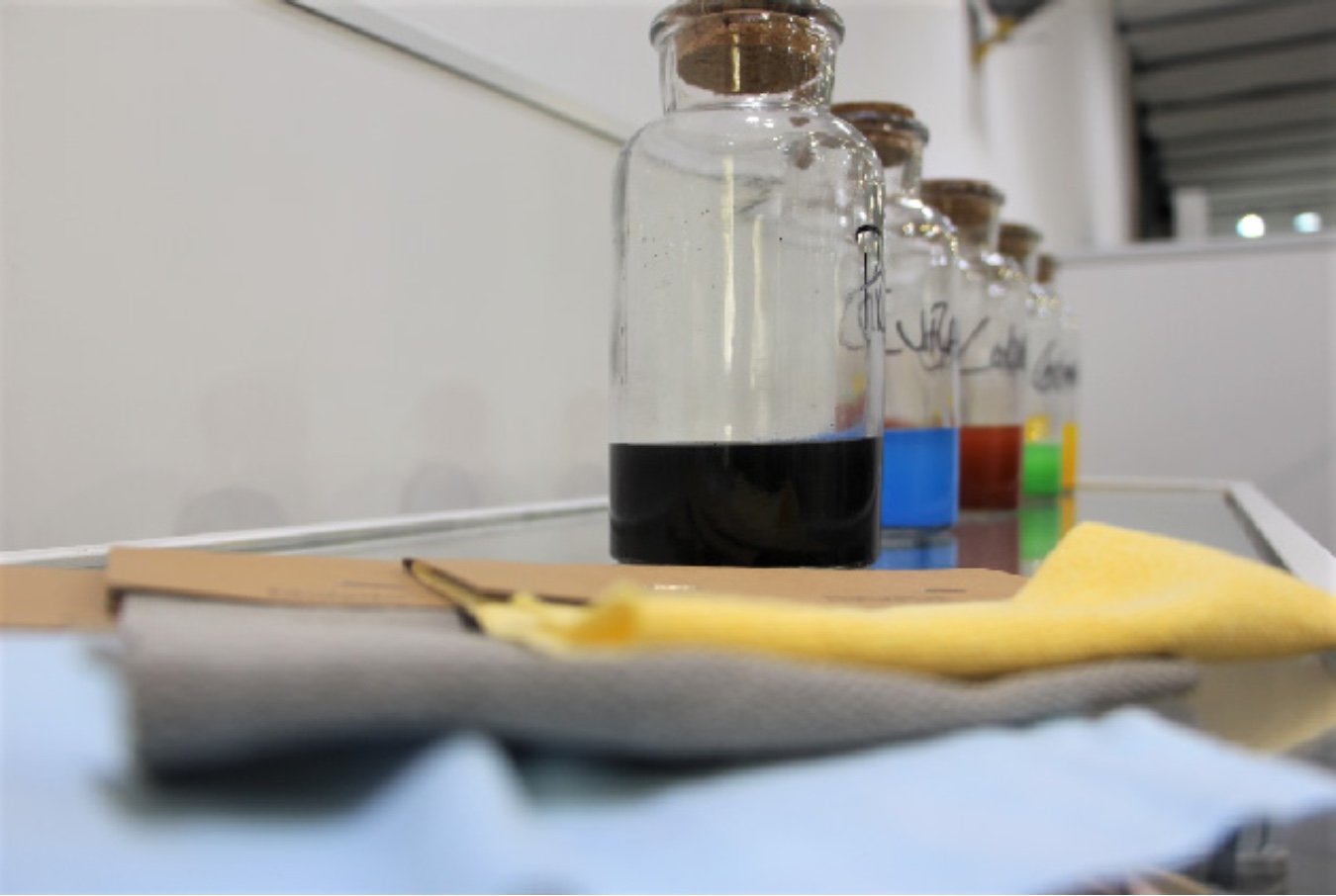 Mineral-Dyes-Portugal.jpg