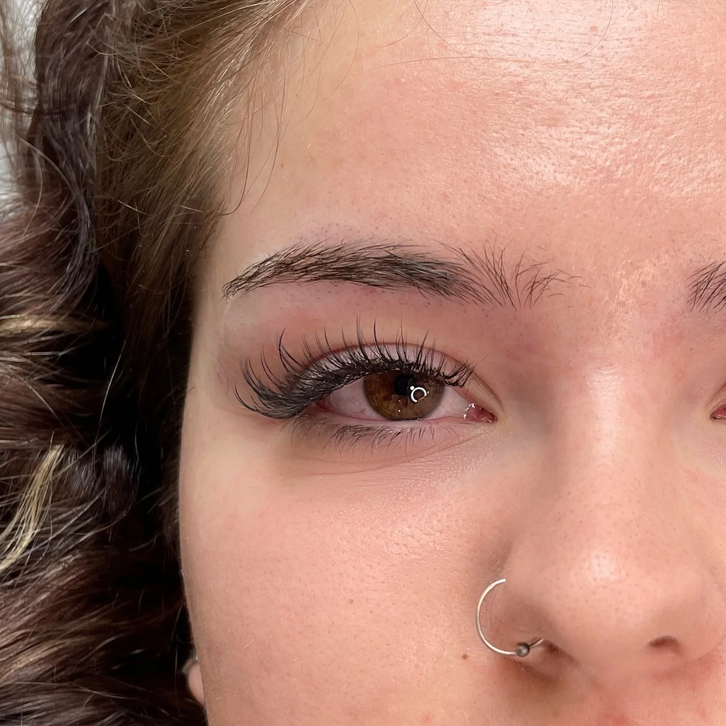 Have fun with our Custom Eyelash Set. Add texture, play with dimension and achieve that strip lash look. 

Set by Vanessa👩🏾&zwj;🎨

#Reels #classiclashes #lashes #reelsvideo #lashboss #eyelashextensions #londonlife #reelsinsta #lashgoals #beautytip