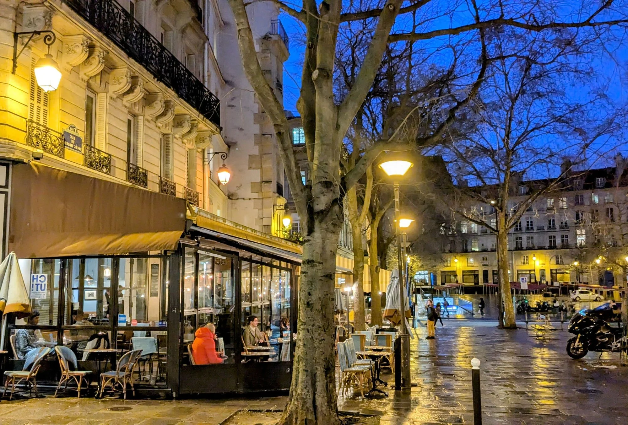 cafe.jpg