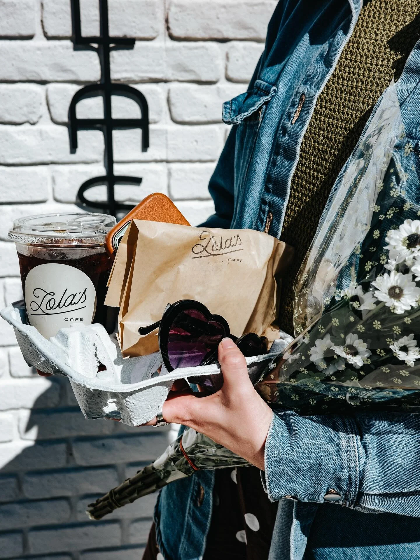 this weather &amp; my iced coffee from Lola&rsquo;s.. 

we reopen for our week TOMORROW! Weds-Sun 8-3. come catch the good vibes☀️🕶️

#lolascafenj #njcafe #springiscoming #cafelife #sunshine