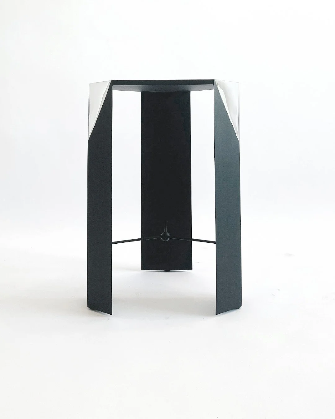 RING TABLE