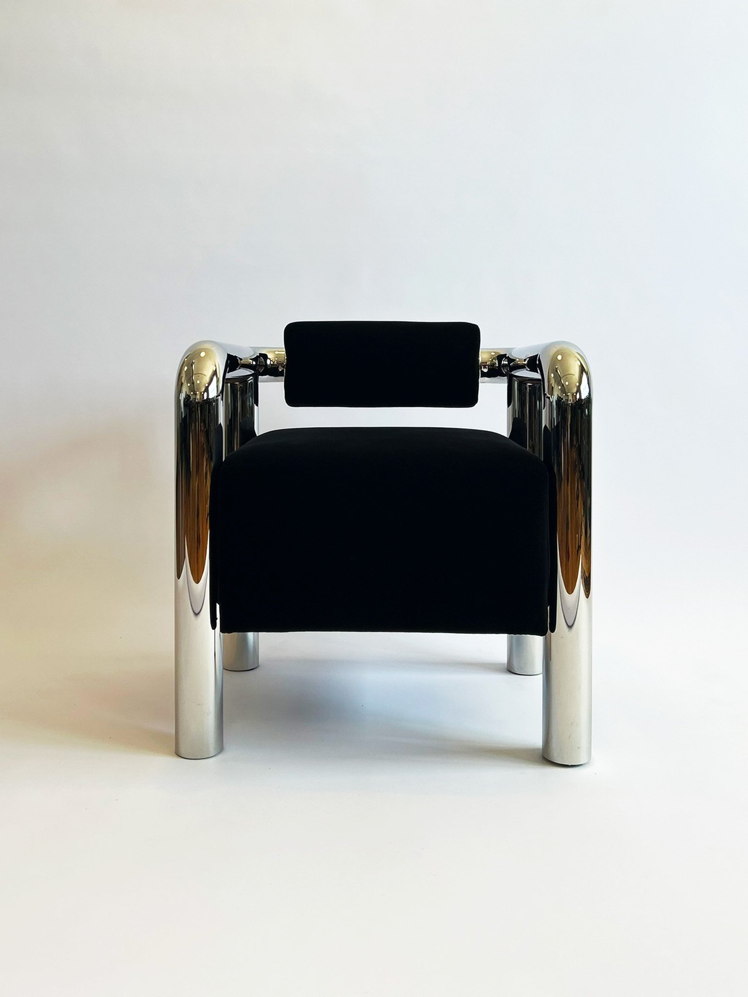 TUBE CHAIR FRONT