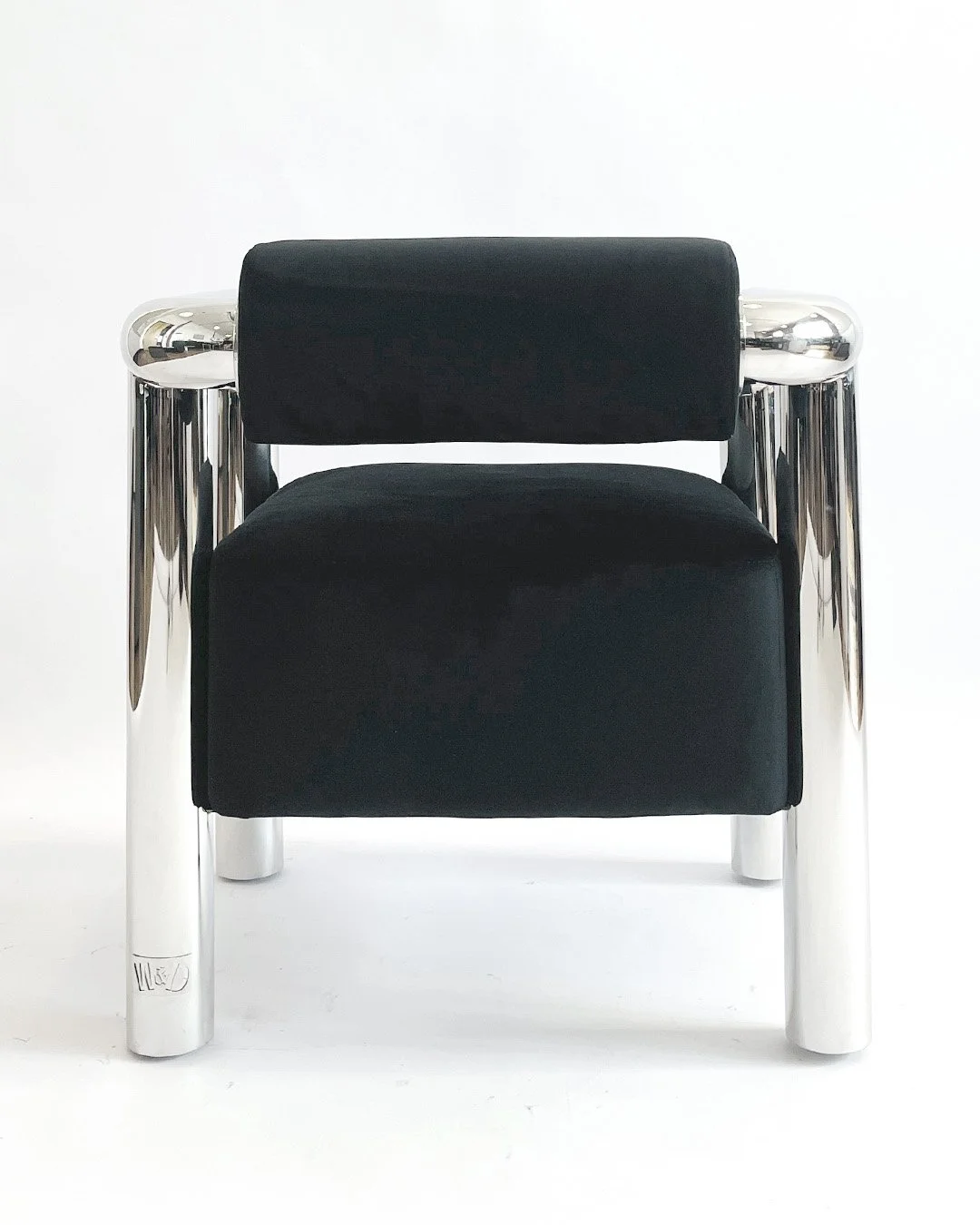 WD_OBJECTS_TUBE CHAIR_BLACK_BACK.jpg