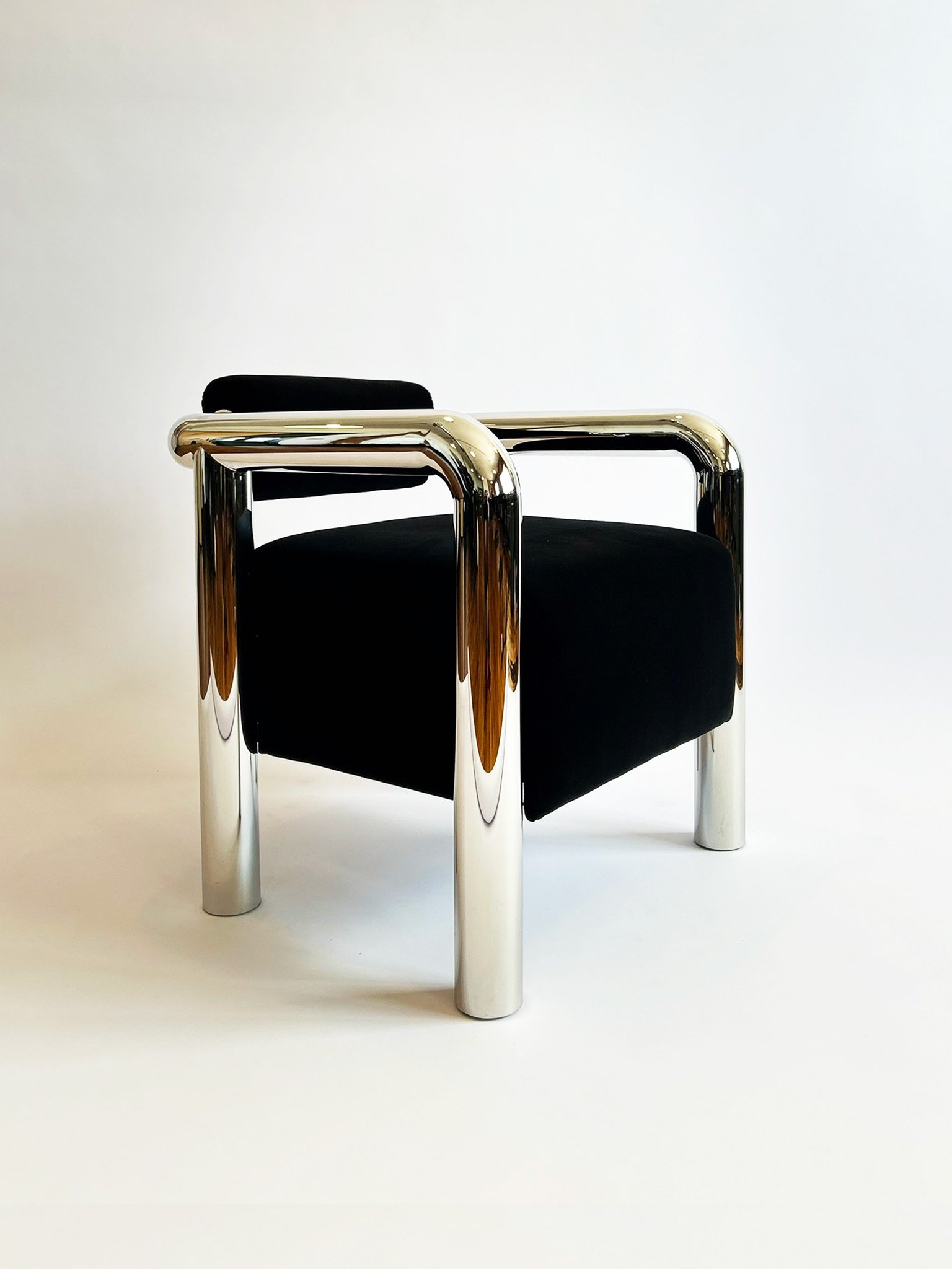 TUBE DINING CHAIR