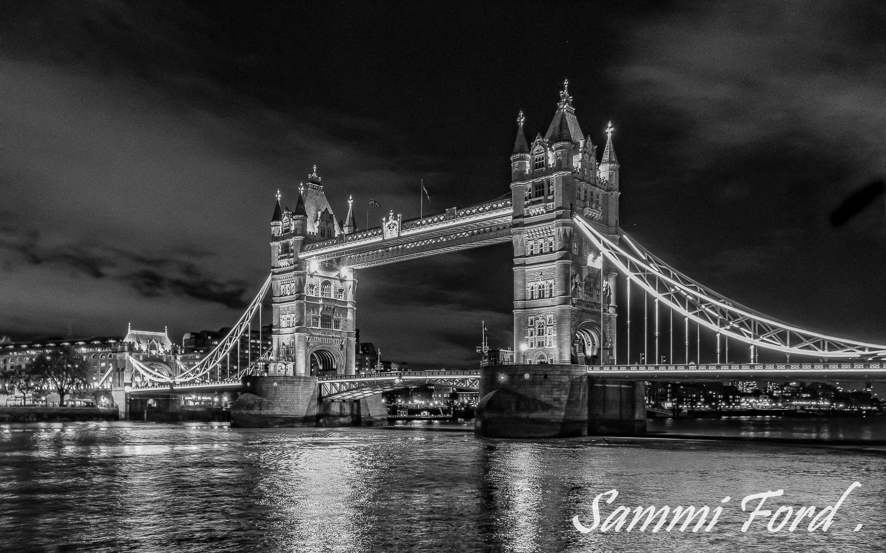 Tower Bridge At Night.jpg