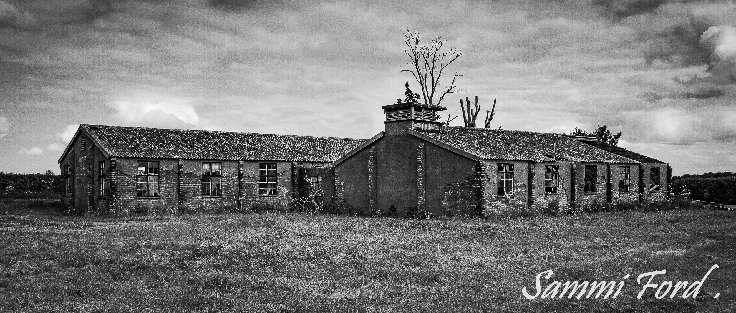 Old RAF Barracks - We will remember them.jpg