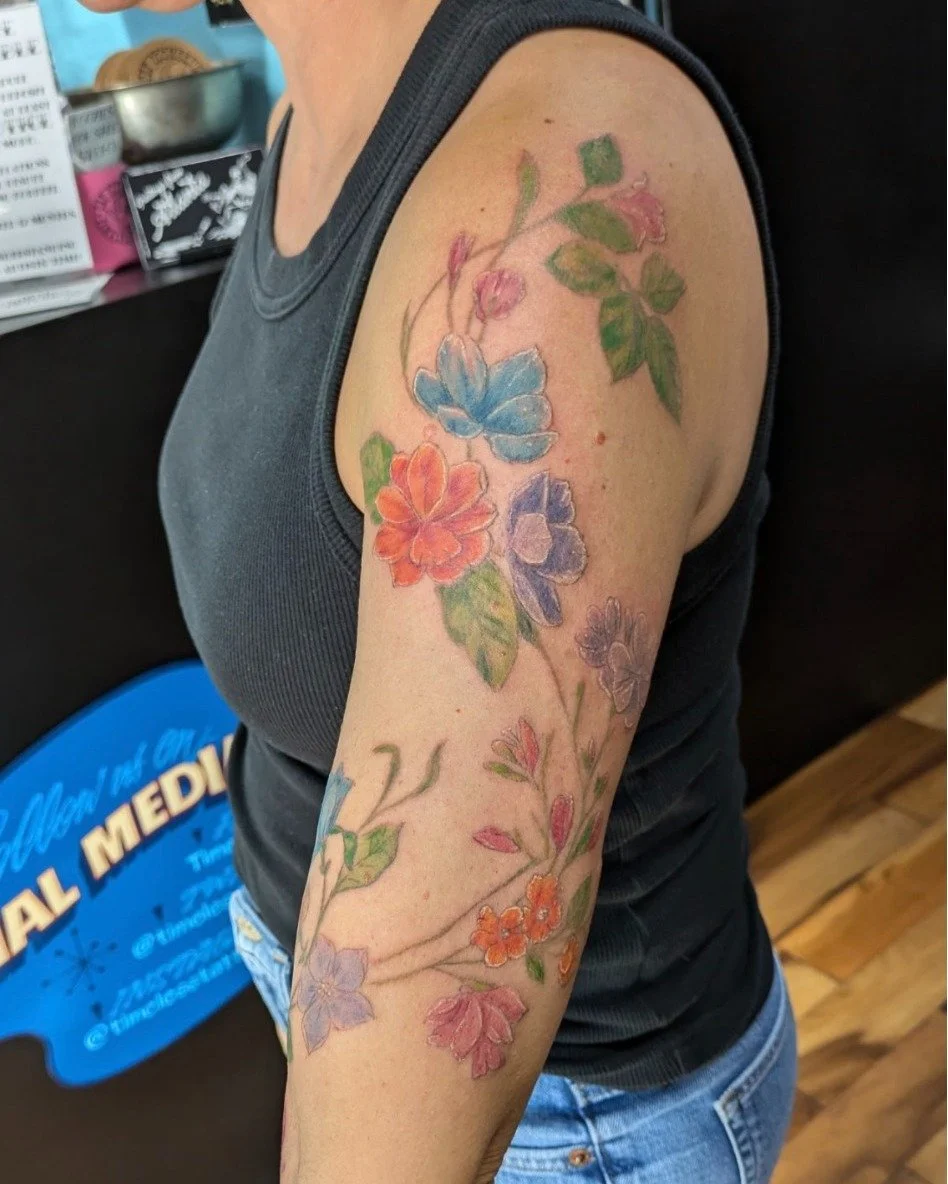 Lovely fresh florals by @diquartel ! This gorgeous piece wraps the arm all the way to the wrist!

Grab a spot on Di's books by visiting the website, giving us a ring, shooting us an email, or walking on in!

#Timeless #TimelessTattoo #Atlanta #atlant