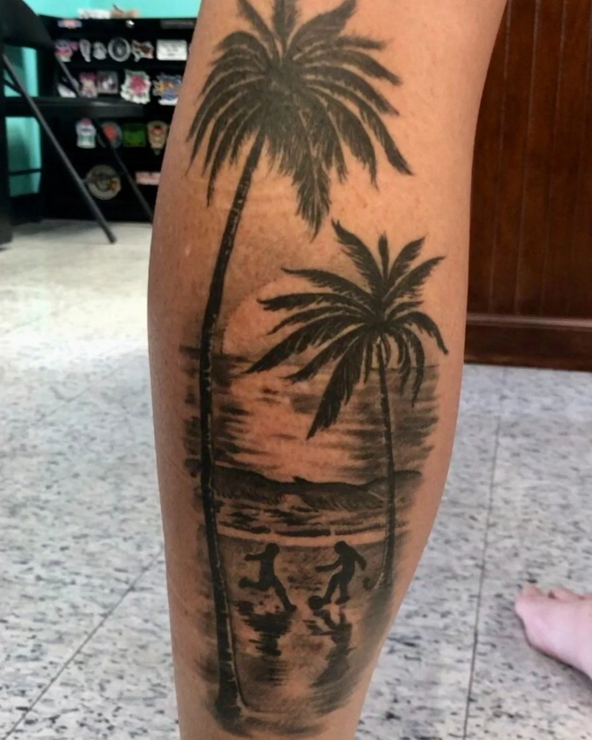Summer may be over, but thanks to @lewhands, those memories will last forever. 

Visit our website, give us a call, or send us an email to book with Lew! 
Walk Ins Always Welcome.

#Timeless #TimelessTattoo #Atlanta #AtlantaTattoo #BlackAndGreyTattoo