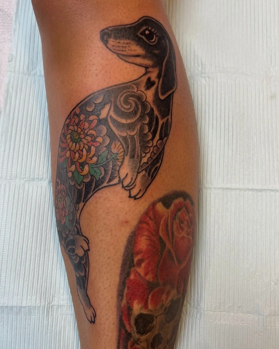 Adorable dachshund with a Japanese flair, designed and inked by the amazing @snowden_tattoo !

Book a consult or appointment with Andrew by calling the shop, sending over an email, or following the link on our website!

#Timeless #TimelessTattoo #Tim