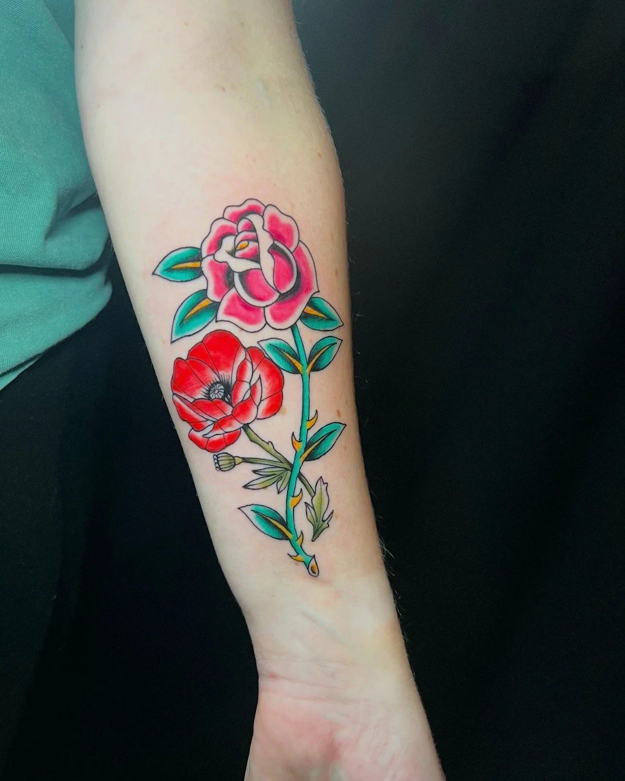 @blake_does_tattoos picked these flowers just for you!

Appointments, Consults, and Walk Ins Available! Check the link on our website to book!

#TimelessTattoo #AtlantaTattoo #Floral #FloralTattoo #Flowers #Roses #RoseTattoo