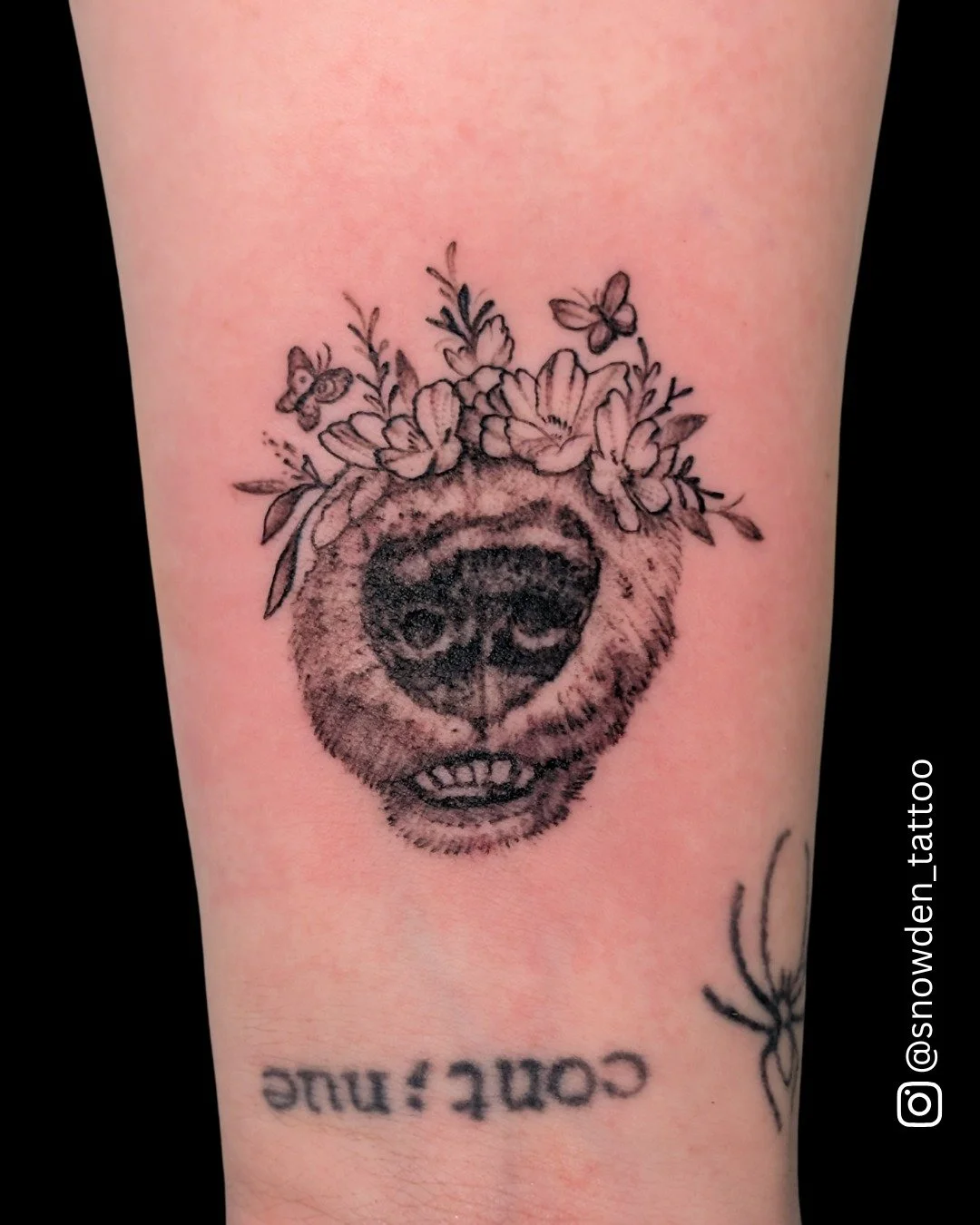 You'll always remember the nose boops.

This sweet pupper memorial was tattooed by @snowden_tattoo !

Snag a spot on Andrew's books by clicking the link in our profile.

#TimelessTattoo #Atlanta #AtlantaTattoo #Tattoo #DogTattoo #PupTattoo #DogMemori