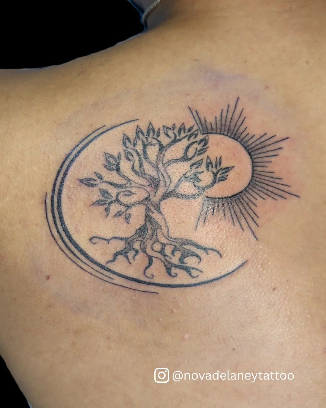 Day or night, this Tree of Life by @novadelaneytattoo will keep you in the light.

Grab a spot on Nova's books through the link in our bio or by calling the shop at 404-315-6900!
Walk Ins Always Welcome

#TimelessTattooATL #AtlantaTattoo #TreeofLifeT
