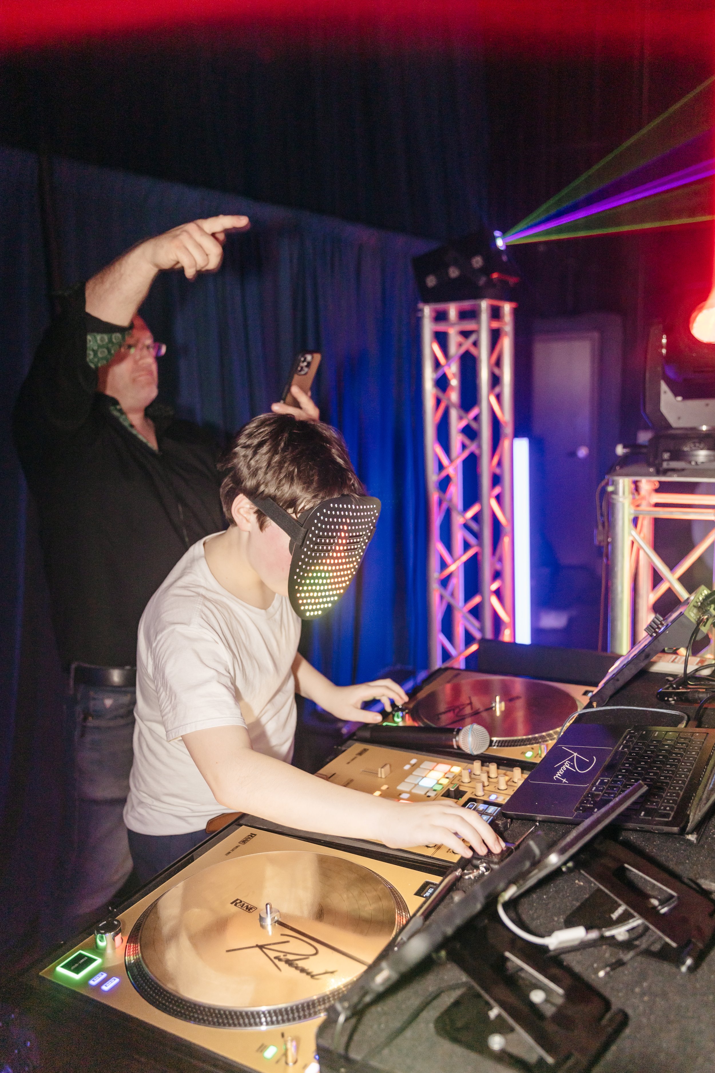 TMTWEDDINGS_Aidans'sBarMitzvah_04.05.25(521).jpg