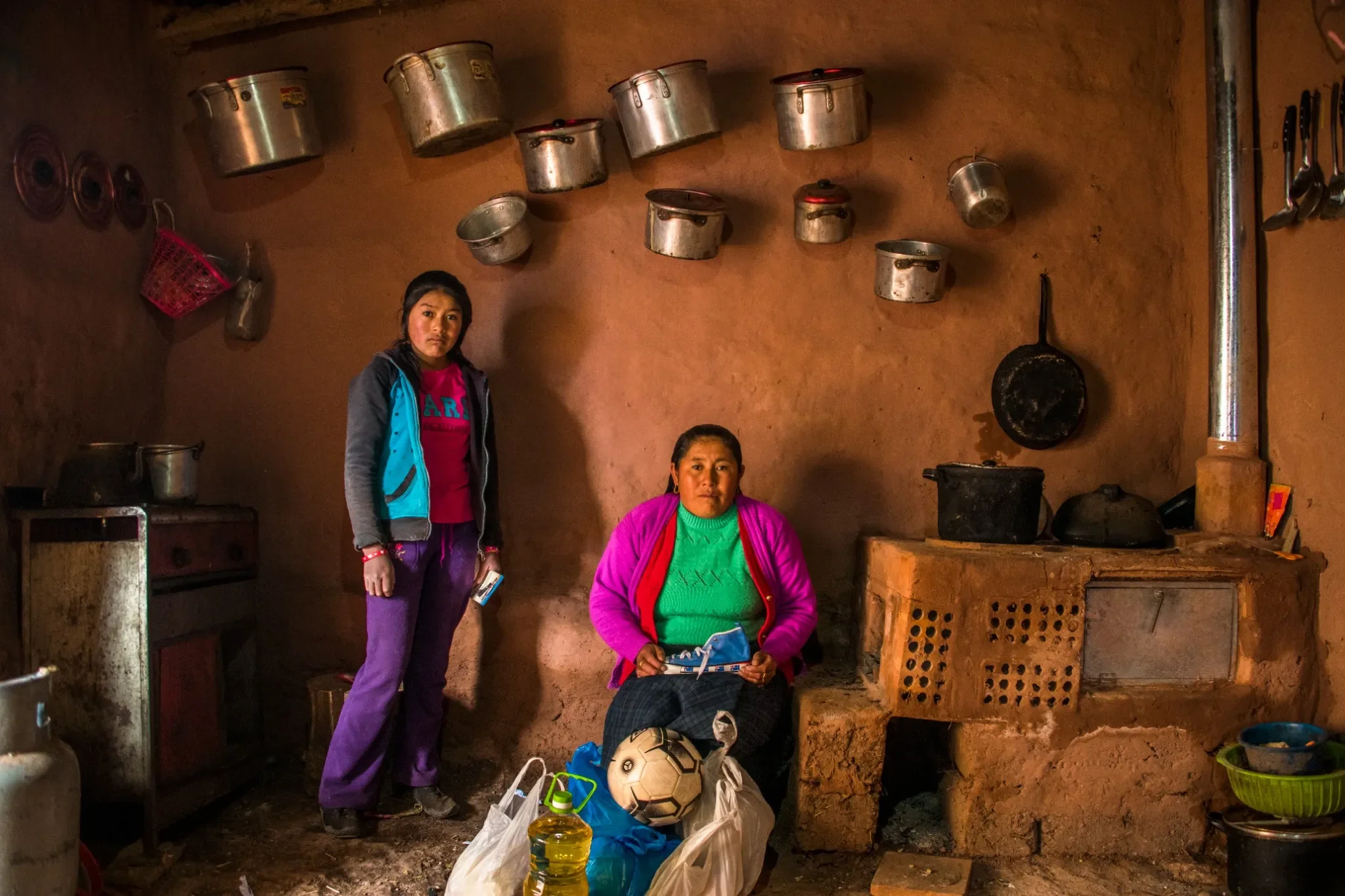 Misminay-Peru-Family-Portrait-New-Kitchen-Ryan-Kost-Photography.webp