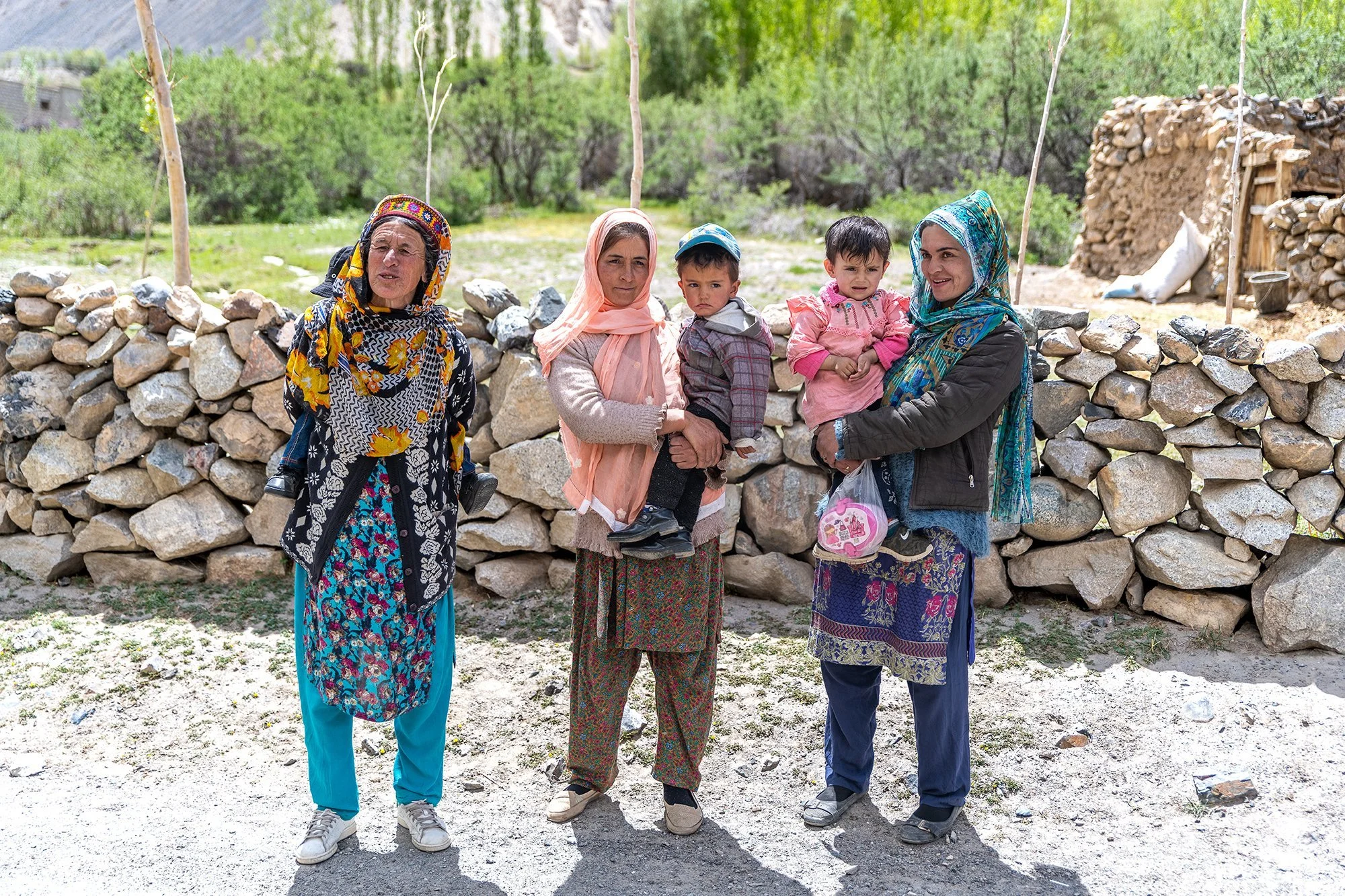 Moms-Chapursan-Valley-Pakistan-Family-Portrait-Ryan-Kost-Photography.jpg