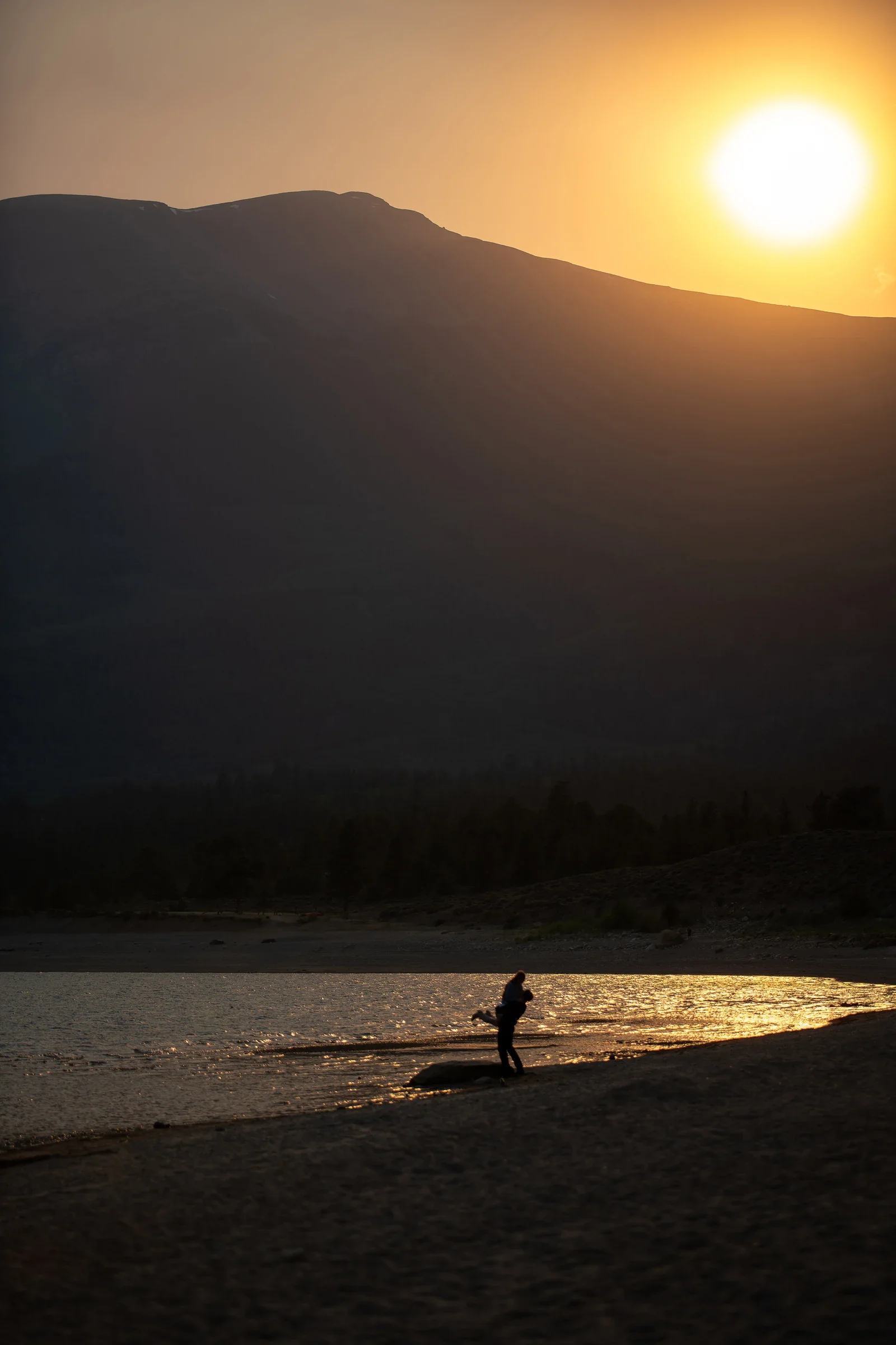 Golden sunset over Twin Lakes during an intimate summer Colorado elopement photography session