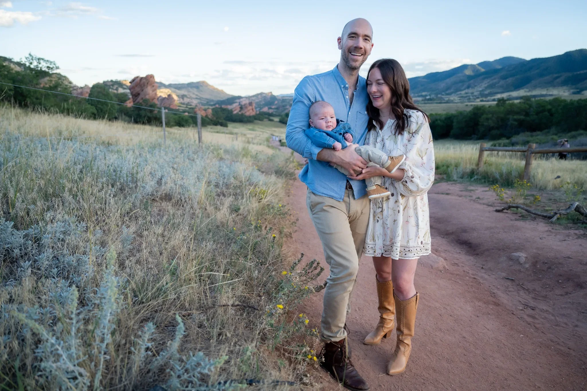 A beautiful, relaxed outdoor fall golden hour family portrait at South Valley Park in Littleton, Colorado captured by Ryan Kost