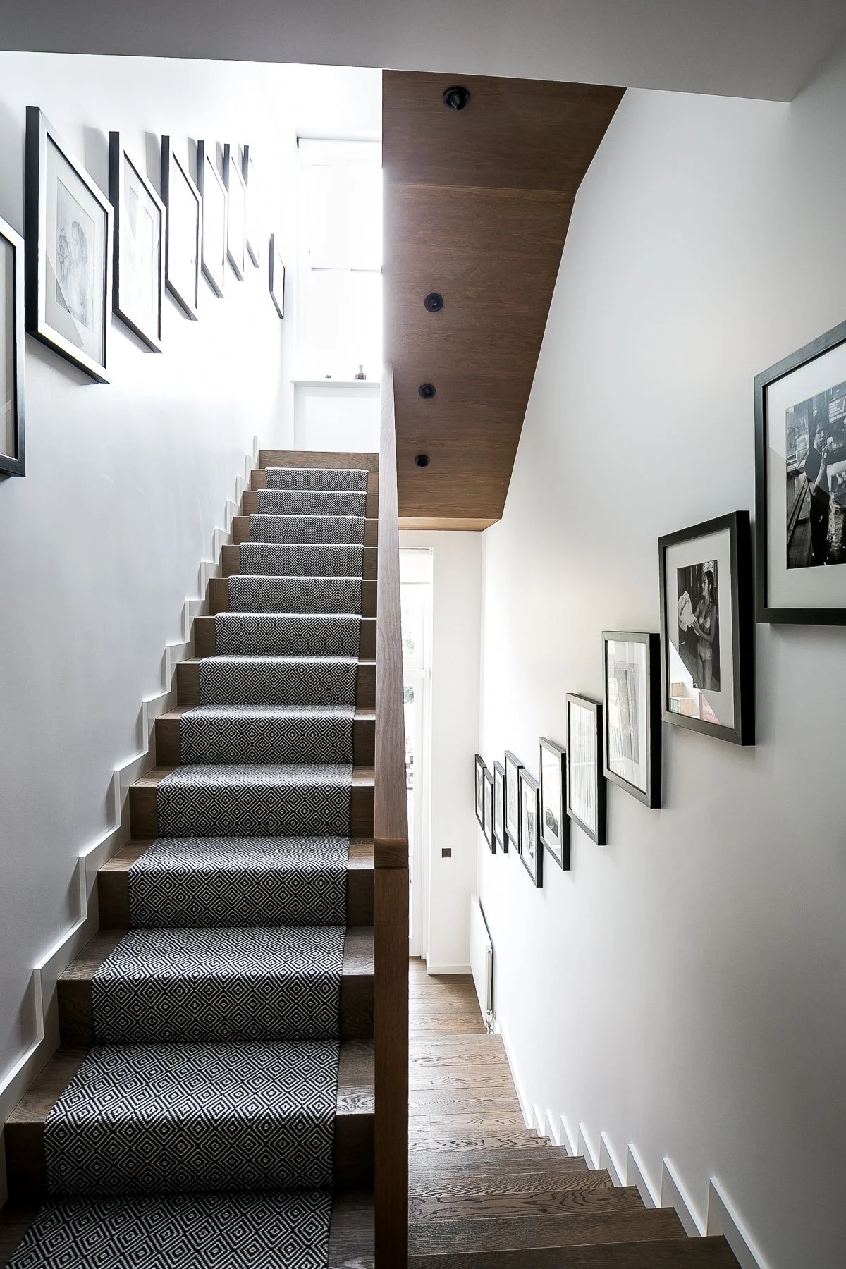 David Money Architects South Kensington Villa staircase photo Taran Wilkhu.jpg