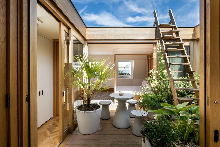 Kensington Penthouse
